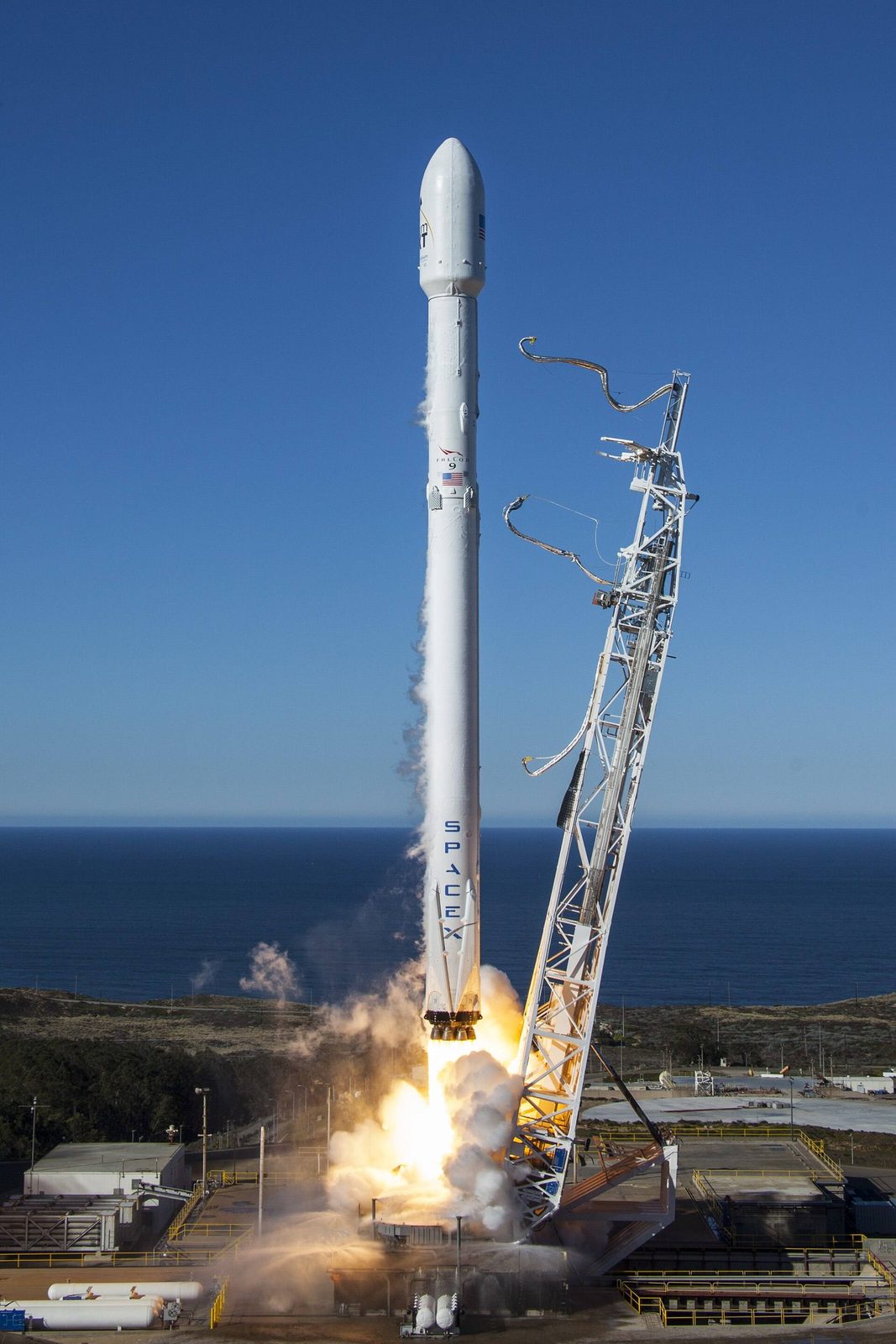A Falcon 9 lifts off from Vandenberg's SLC-4E. Thursday's Transporter-18 booster flew its 25th mission and landed back at the base's Landing Zone 4 after stage separation.